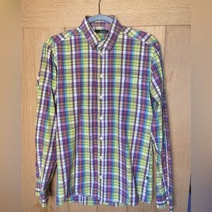 Hip, slim fit European shirt